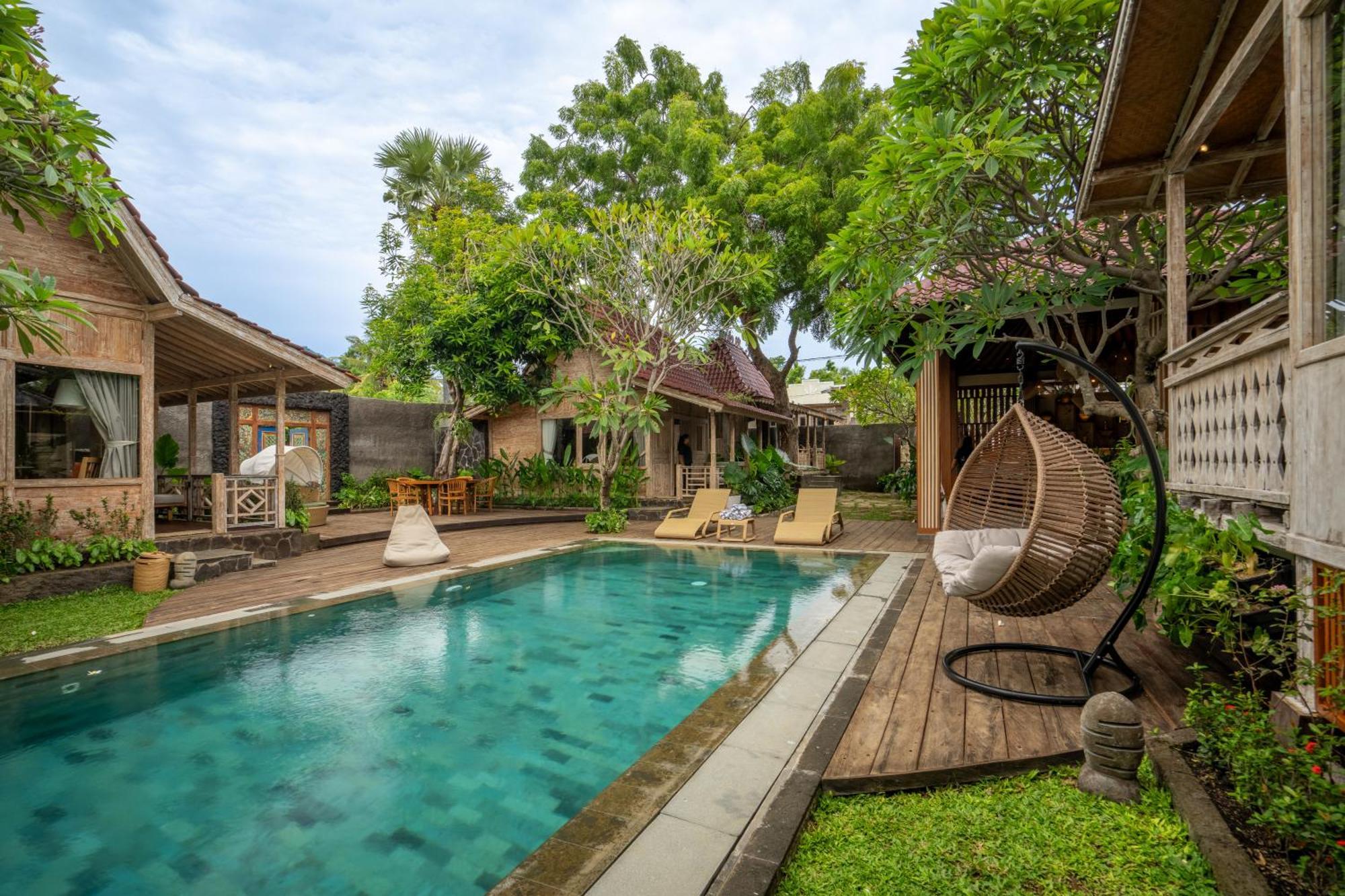 Meraki Luxury Villa เปมูเตรัน ภายนอก รูปภาพ