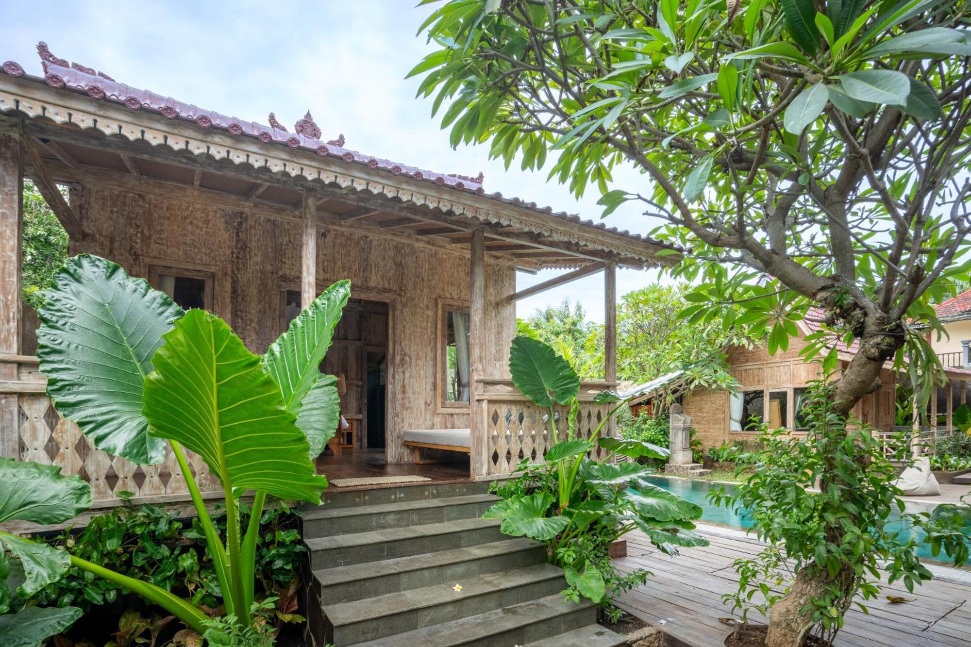 Meraki Luxury Villa เปมูเตรัน ภายนอก รูปภาพ
